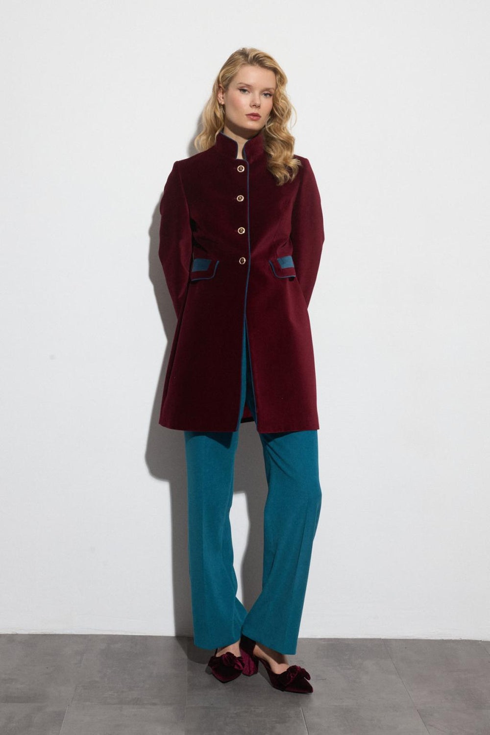 Americana Carcesa Petroleo TINTA Y BARILOCHE