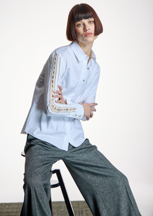 Camisa blanca con manga calada ALBA CONDE
