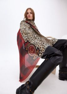 Foular combinado animal print y tartan LOLA CASADEMUNT