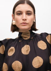 Camisa detalles manga abullonada topos LOLA CASADEMUNT