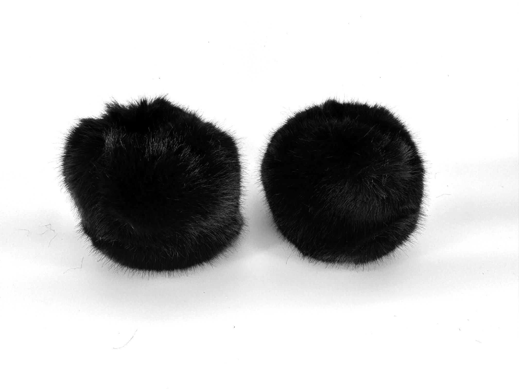 Puños Furry PISONERO