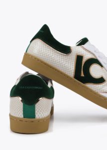 Deportiva con detalles en efecto serpiente y piel LOLA CASADEMUNT