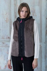 Chaqueta acolchada convertible en chaleco con pelo HONGO