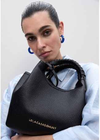 Bandolera pequeña con asa trenzada negra LOLA CASADEMUNT