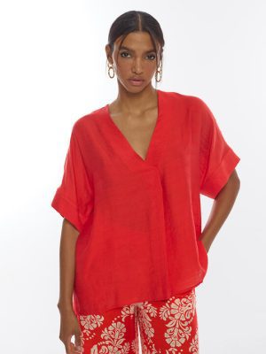 Blusa escote pico rojo LOLA CASADEMUNT