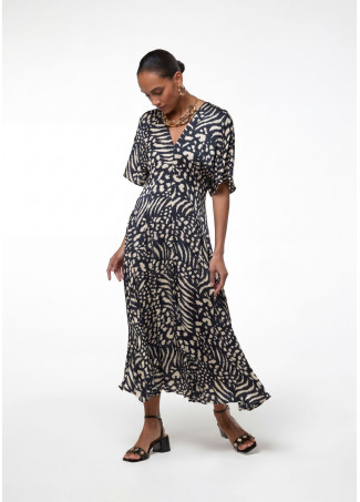 Vestido estampado con escote pico