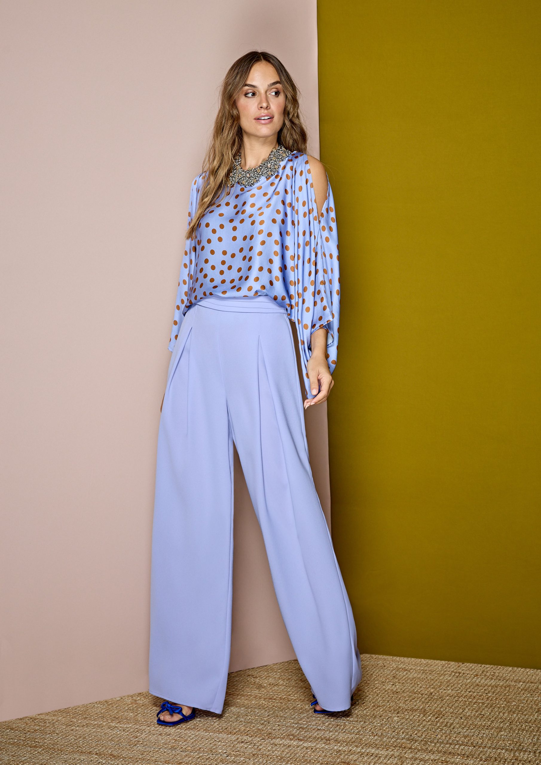 Pantalón de vestir malva pliegues ALBA CONDE