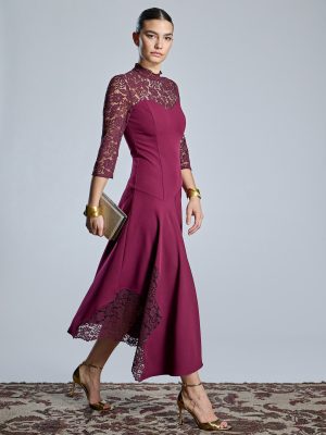 Vestido burdeos con puntilla floral ALBA CONDE