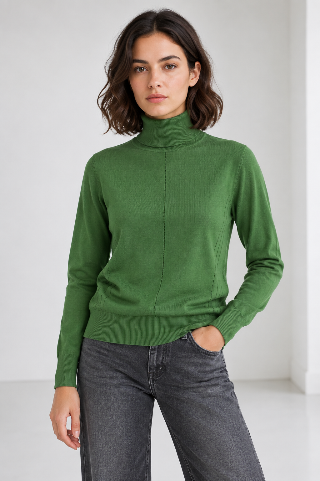 Jersey cuello cisne verde hoja WNT Collection