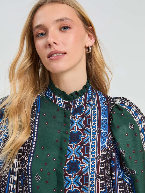 Camisa cenefas y flores VILAGALLO