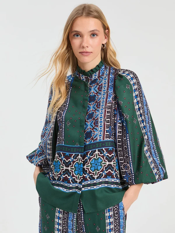 Camisa cenefas y flores VILAGALLO