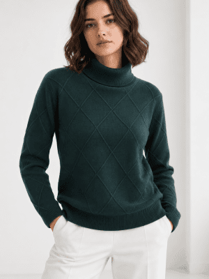 Jersey Relieve Rombos Cuello Cisne verde WNT Collection