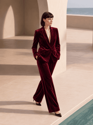 Traje de chaqueta de terciopelo burdeos CARLA RUIZ