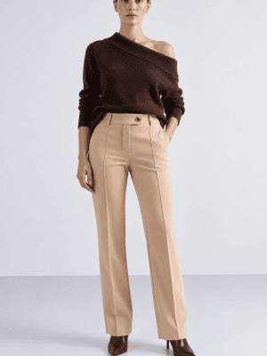 Pantalón recto ligeramente acampanado con nervio camel HONGO