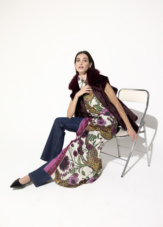 Fular tigres y flores LOLA CASADEMUNT.