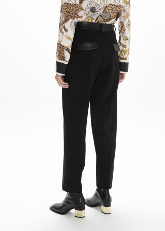 Pantalón fit con cinturilla a contraste LOLA CASADEMUNT