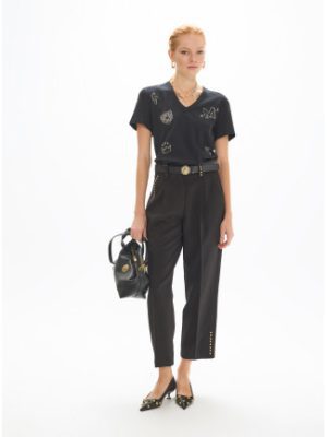 Pantalón tobillero con detalle tachas LOLA CASADEMUNT
