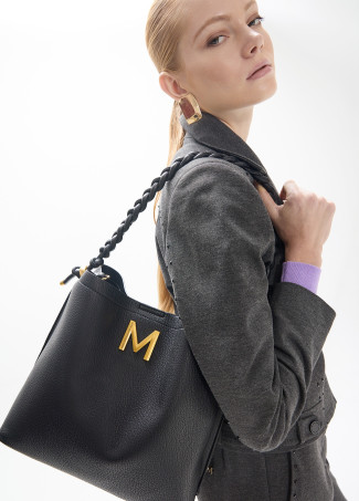 Shopper detalle trenzas frontal negro LOLA CASADEMUNT
